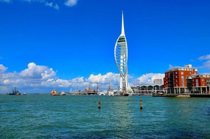 City Centre Apartment Portsmouth Zewnętrze zdjęcie